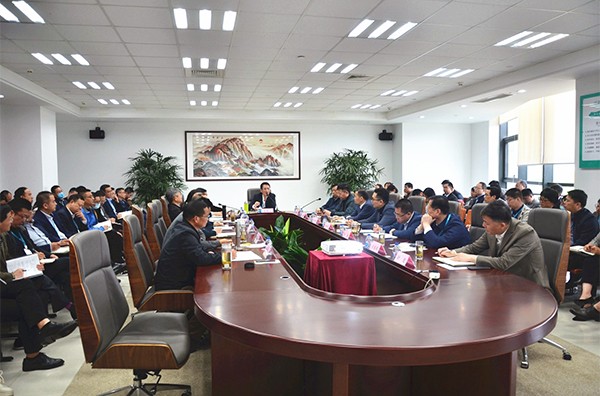 公司召開醫(yī)美事業(yè)部成立暨醫(yī)美事業(yè)戰(zhàn)略布局動員會