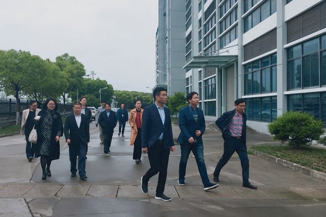 公司總裁班子走訪吳中醫(yī)藥集團(tuán)