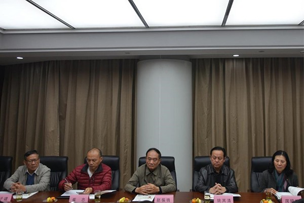 四川省政協(xié)調(diào)研組到公司考察調(diào)研